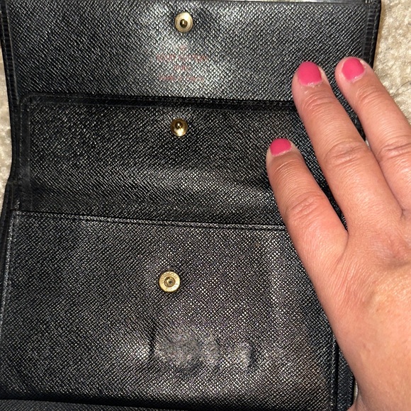 Louis Vuitton Black Textured Epi Wallet - Picture 12 of 15